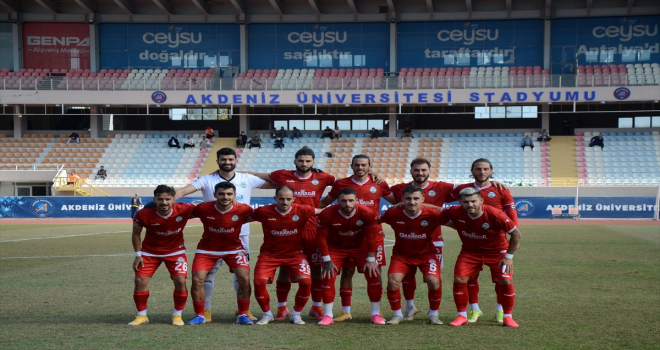 Serik Belediyespor, kupa maçında Pazarspor'u 7-0 yendi