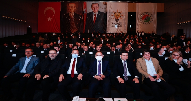 AK Parti Genel Başkan Yardımcısı Özhaseki, Antalya'da Yerel Yönetimler Bölge Toplantısı'nda konuştu: