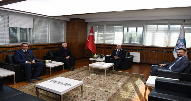 Başkan Büyükkılıç'a ziyaretler