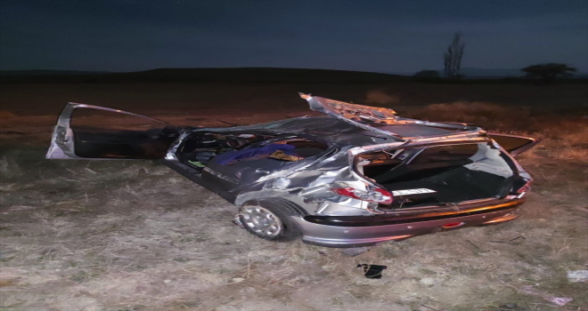 Eskişehir'de devrilen otomobilin sürücüsü öldü