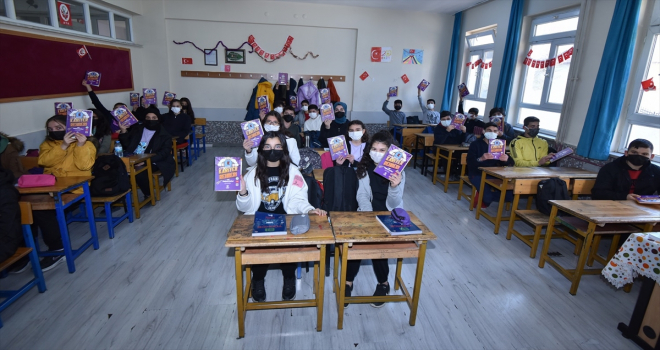 Karatay Belediyesi'nden sınava hazırlanan öğrencilere 