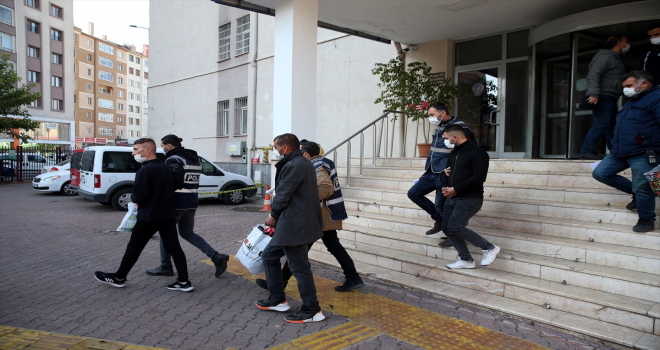 Kayseri'de aralarında firari hükümlülerin de bulunduğu 15 kişi yakalandı