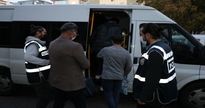 Kayseri'de aralarında firari hükümlülerin de bulunduğu 25 kişi yakalandı
