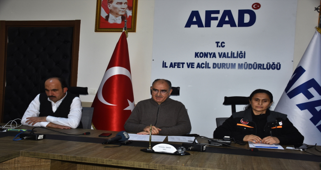 Konya Valisi Özkan, deprem koordinasyon merkezinde açıklamalarda bulundu: