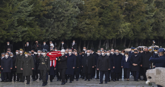 Ulu Önder Atatürk için Anıtkabir'de devlet töreni düzenlendi