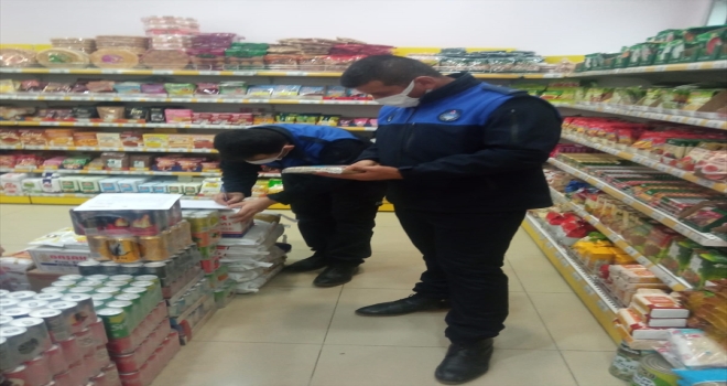 Akşehir'de zabıta ekiplerinden marketlerde fiyat denetimi