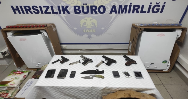 Ankara'da hırsızlık çetesine yapılan operasyonda 13 zanlı yakalandı