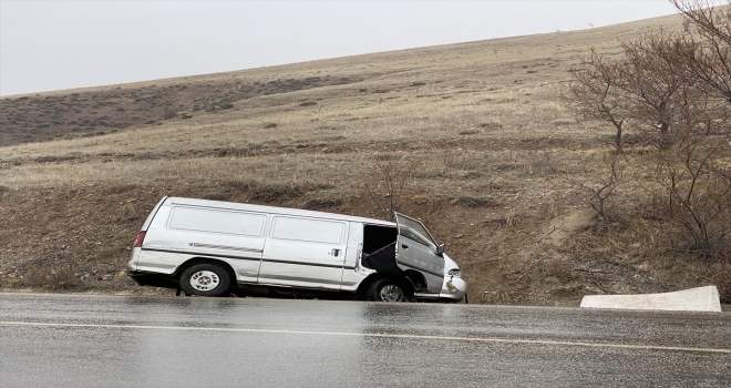 Ankara'daki trafik kazasında bir kişi öldü, bir kişi yaralandı