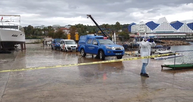 Antalya'da tekneden denize düşen 2 Suriyelinin cesedi bulundu