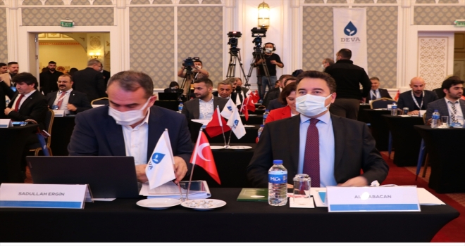 Babacan, partisinin il başkanları toplantısında konuştu: