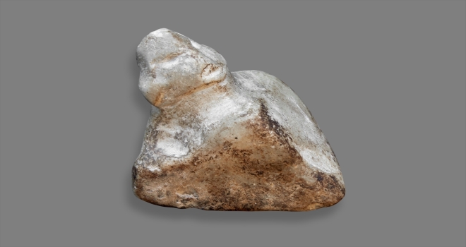 Çatalhöyük'te 8 bin 500 yıllık mermer heykelcik bulundu