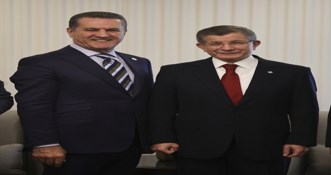 Gelecek Partisi Genel Başkanı Davutoğlu, TDP Genel Başkanı Sarıgül ile bir araya geldi: