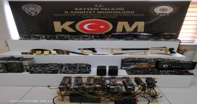 Kayseri'de kaçak kripto para üretimi operasyonunda 6 zanlı yakalandı