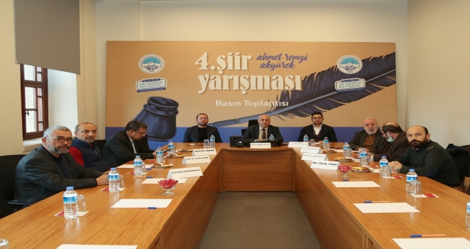 Kayseri'de şair Ahmet Remzi Akyürek anısına düzenlenen şiir yarışması sonuçlandı