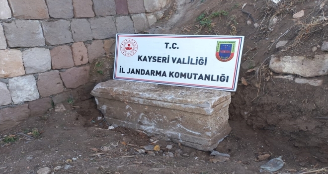 Kayseri'de sunak benzeri mimari eser bulundu