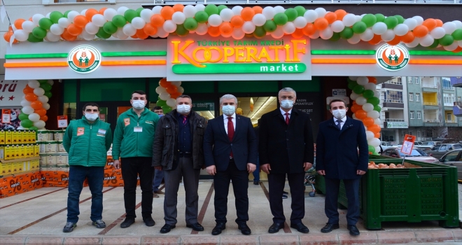 Kırşehir'de Tarım Kredi Kooperatif Marketi açıldı