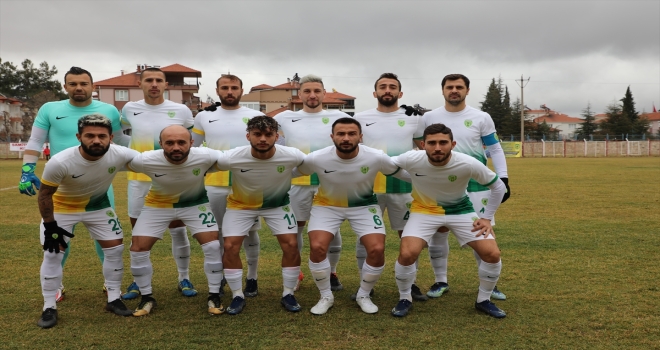 Korkuteli Belediyespor, Denizli Sarayköyspor'u 3-0 mağlup etti 