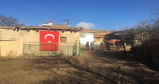 Şehit Piyade Uzman Çavuş Doğanay Çelik'in Yozgat'taki ailesine acı haber verildi