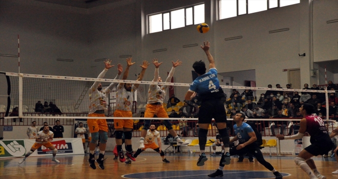 Voleybol: AXA Sigorta Efeler Ligi