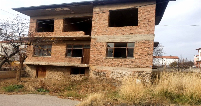 Aksaray Belediyesi 2021 yılında 237 metruk binanın yıkımını gerçekleştirdi