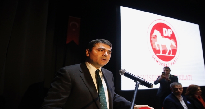DP Genel Başkanı Uysal, partisinin Eskişehir il kongresinde konuştu: