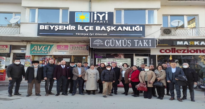 İYİ Parti Genel Başkan Yardımcısı Yüksel Beyşehir'de esnafları ziyaret etti