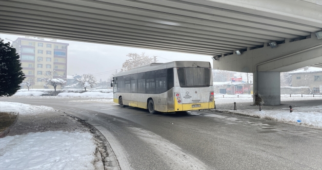 Konya'da belediye otobüsüyle hastaneye yetiştirilmeye çalışılan kişi öldü
