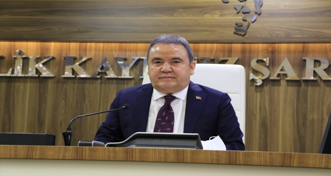Antalya Büyükşehir Belediye Meclisi'nde Kırcami'de yeni imar planları kabul edildi