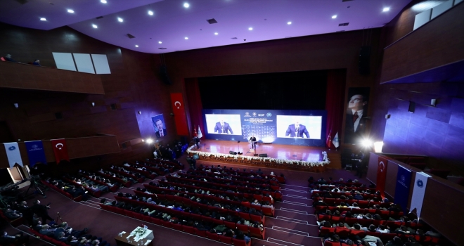 Bakan Varank, Niğde'de Yeşil Enerji Evi ve Silisyum Saflaştırma Merkezini açtı: