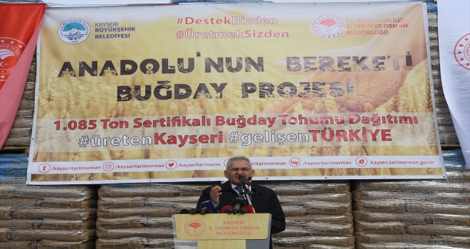 Büyükkılıç, buğday tohumu dağıtımı dolayısıyla düzenlenen törene katıldı