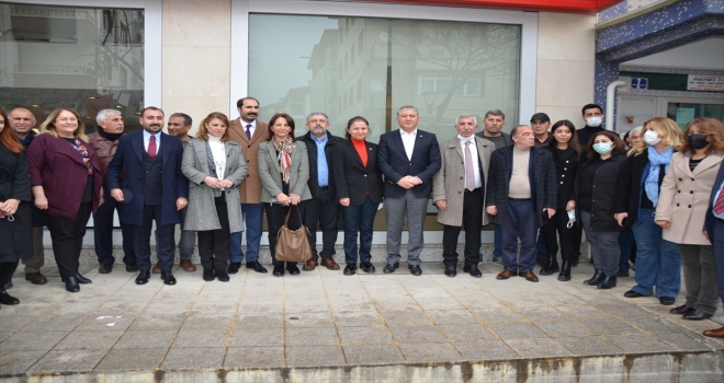 CHP Ankara Milletvekili Emir ile İl Başkanı Akıllı, Kahramankazan'da ziyaretlerde bulundu