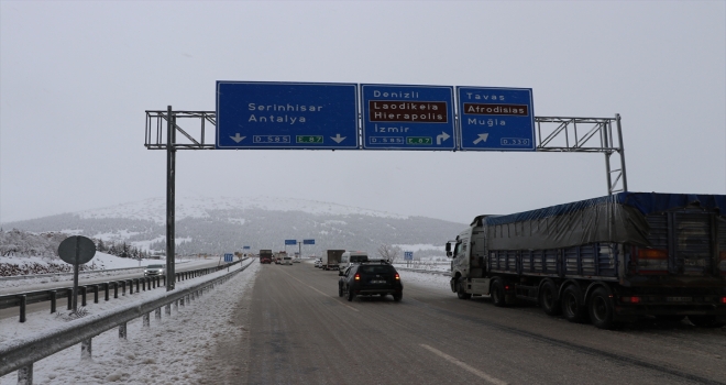 GÜNCELLEME - Denizli-Antalya kara yolu açıldı