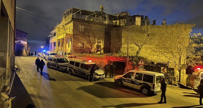 Kayseri'de 13 yaşındaki çocuğun tabancayla ateş etmesi sonucu bir kişi yaralandı 