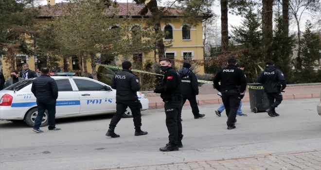 Kayseri'de bıçaklı kavgada amatör spor kulübü başkanı yaralandı