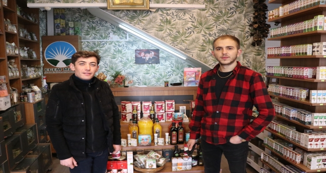 Kayseri'de darbedilen kadının esnaf tarafından kurtarılması güvenlik kamerasında