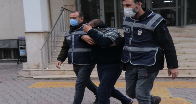 Kayseri'de firari hükümlü, iple sarktığı alt katın balkonunda yakalandı