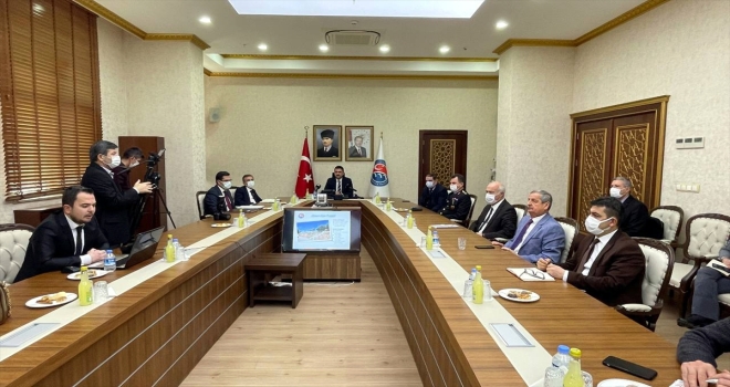 Kırıkkale'de madde bağımlısı gençler 