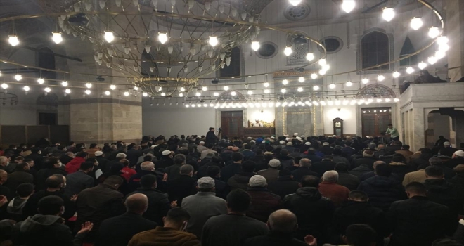 Konya, Afyonkarahisar ve Aksaray'da Miraç Kandili dualarla idrak edildi