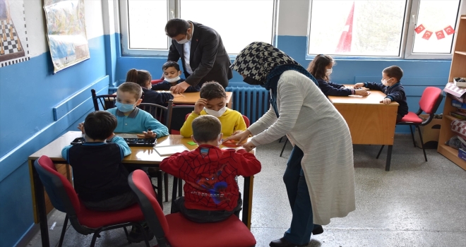 Nallıhan’da Halk Eğitim Merkezi işbirliğiyle ilkokul öğrencilerine eğitim