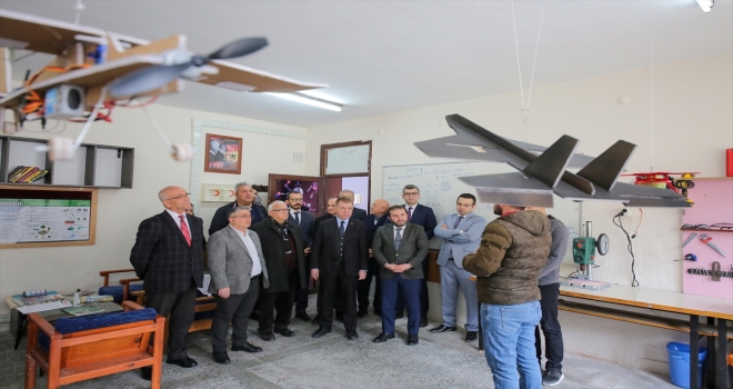 Akseki'de Anadolu lisesinde bilim atölyesi açıldı