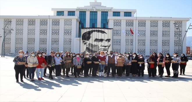 Antalya'da belediyelerde çalışan kadın personel, 8 Mart Dünya Kadınlar Günü'nde idari izinli olacak