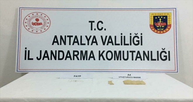 Antalya'da uyuşturucu operasyonunda 2 kişi yakalandı