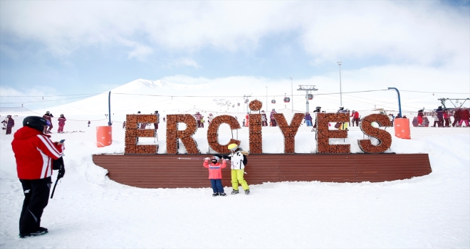 Erciyes ikinci ara tatili dolu dolu geçirecek