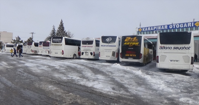 Karapınar'da yolda mahsur kalanlara çorba ikramı
