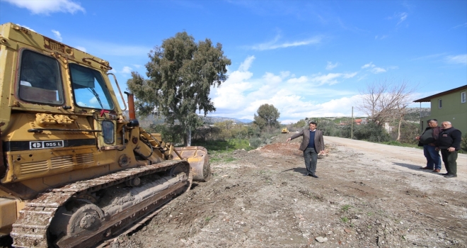 Kaş'ta bisiklet yolu çalışması sürüyor