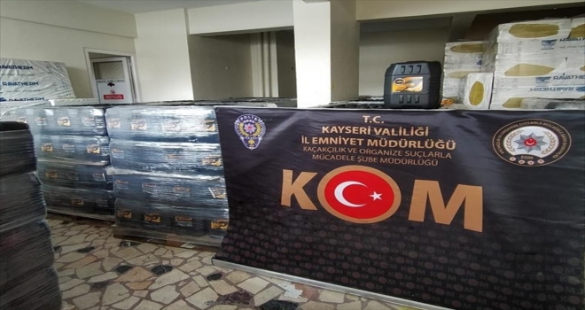 Kayseri'de karışımlı akaryakıt yapıp piyasaya sürdüğü öne sürülen 3 zanlı yakalandı 