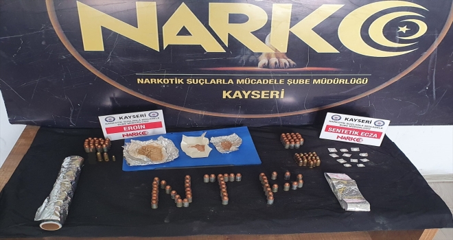 Kayseri'de uyuşturucu operasyonunda 2 zanlı yakalandı