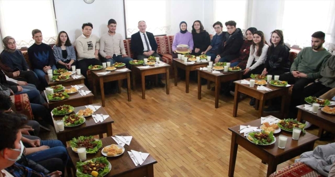 Kırıkkale Belediye Başkanı Saygılı, gençlerle bir araya geldi