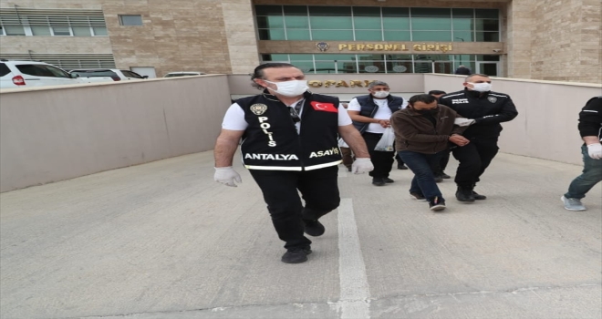 Antalya'da aranan 41 şüpheli yakalandı