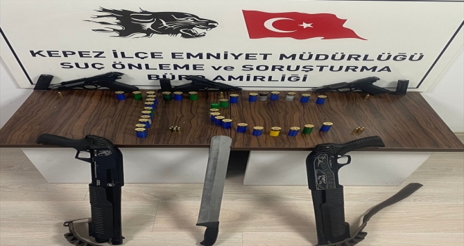 Antalya'da gasp ve yaralama olaylarına karışan 5 zanlıdan 4'ü tutuklandı 